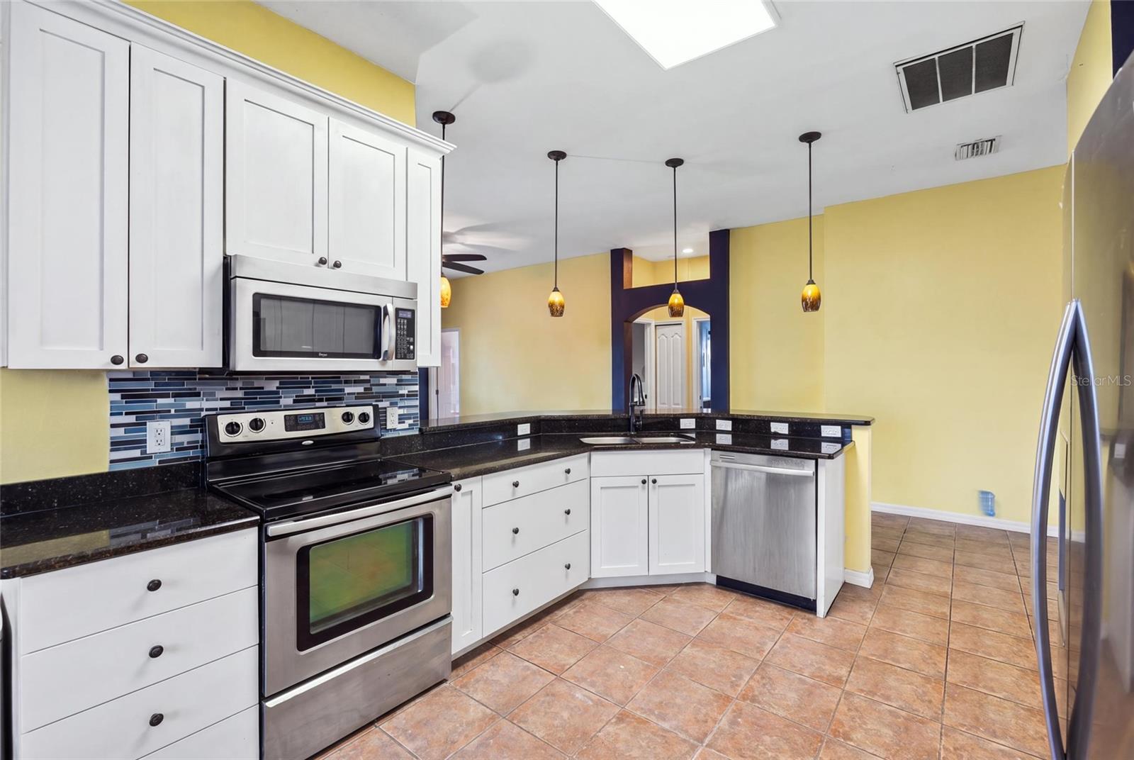 1401 LAKE SHORE RANCH DR — photo 11