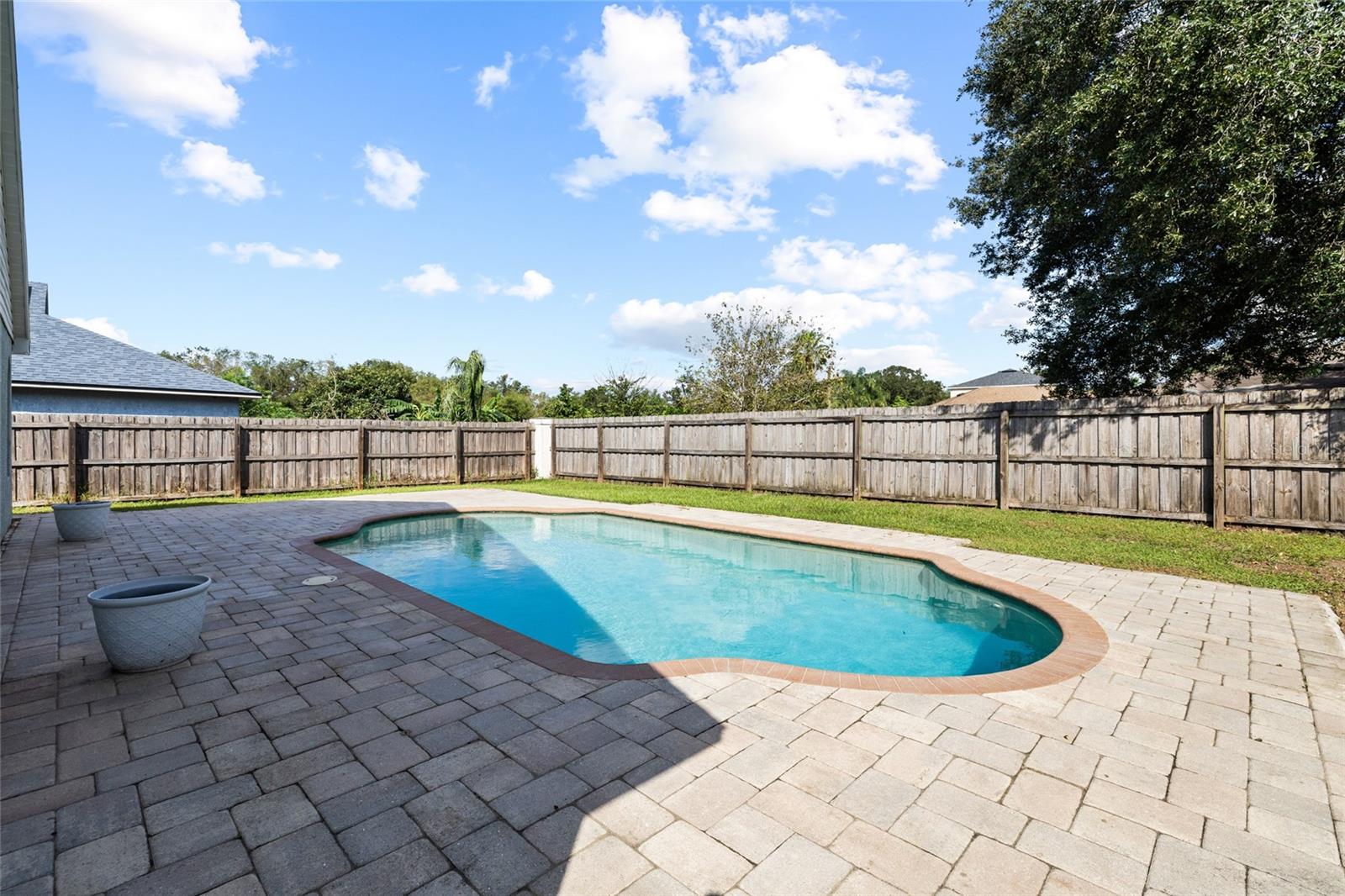 1401 LAKE SHORE RANCH DR — photo 32