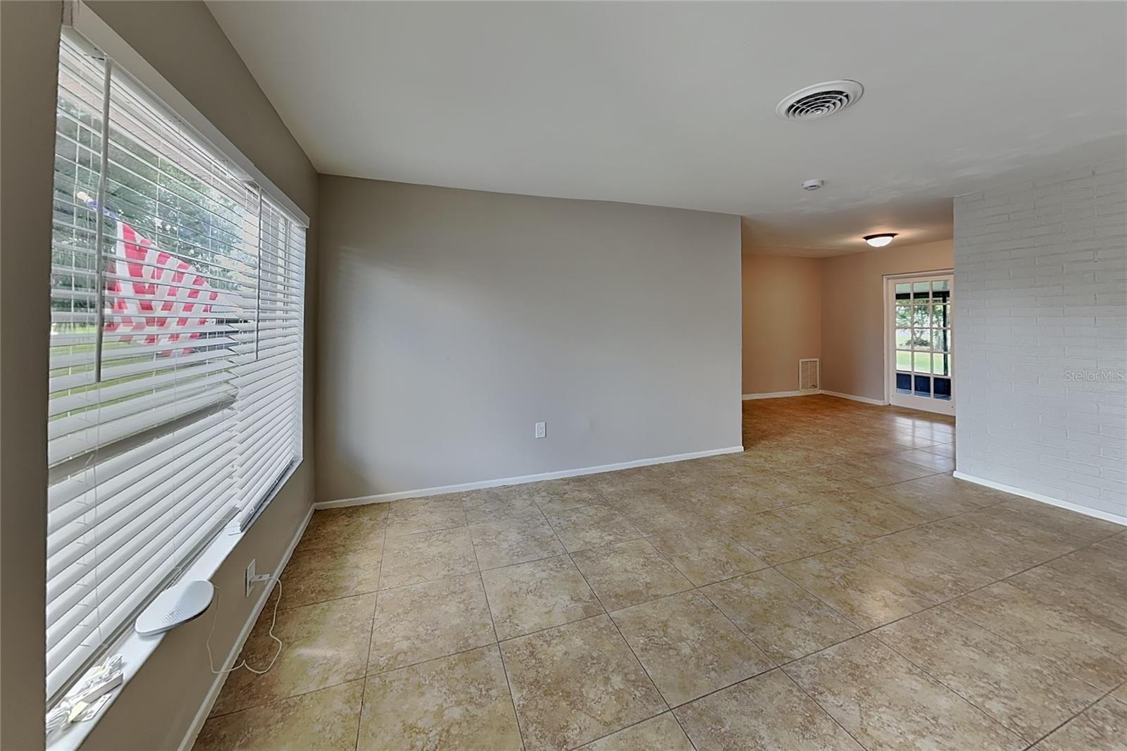 Home in SARASOTA — photo 3