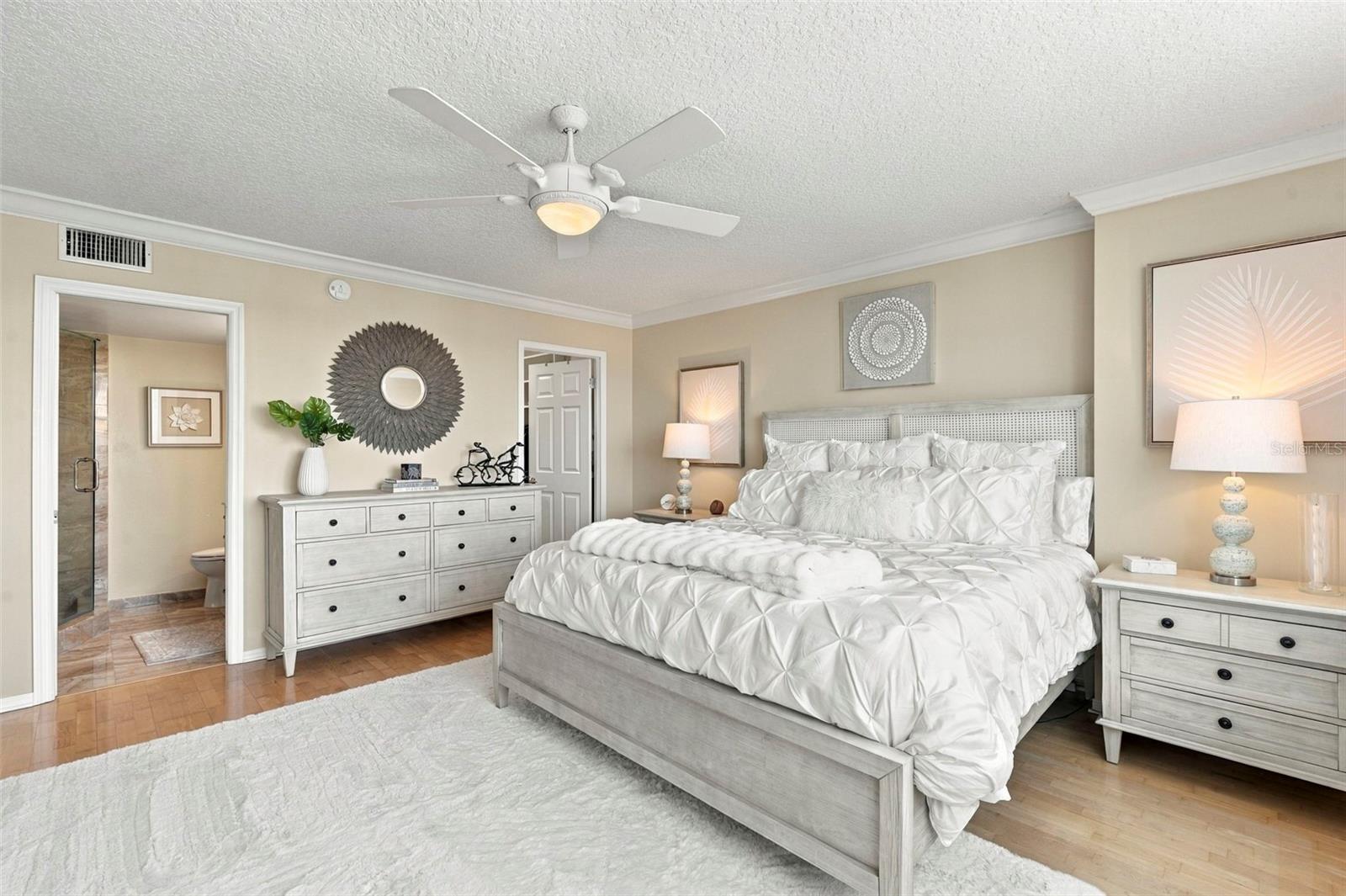 700 BEACH DR NE #803 — photo 21