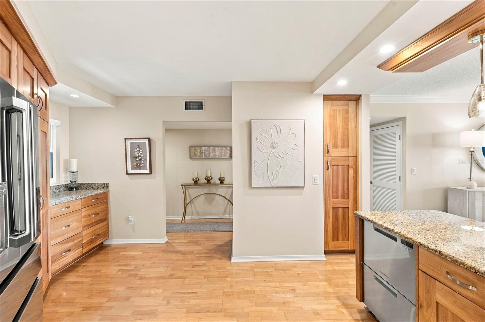 700 BEACH DR NE #803 — photo 16