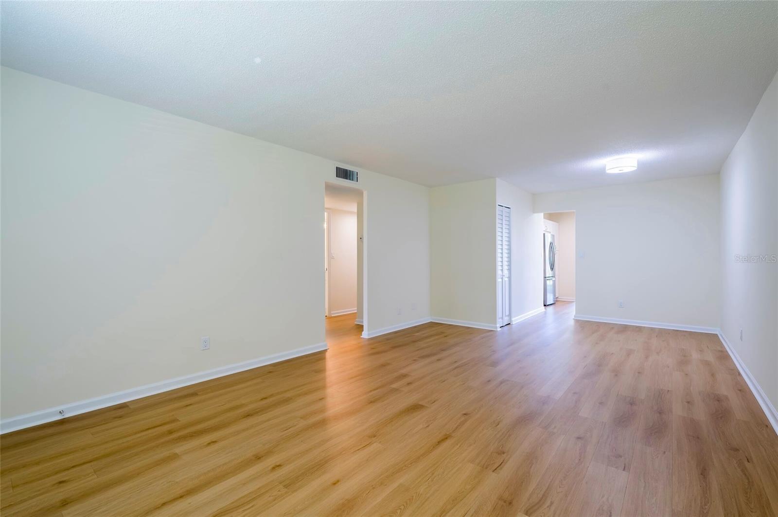 4705 1ST ST NE #137 — photo 3