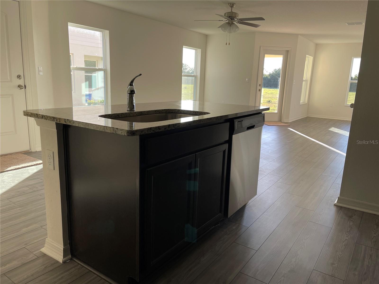 5323 COMPANION LN — photo 8
