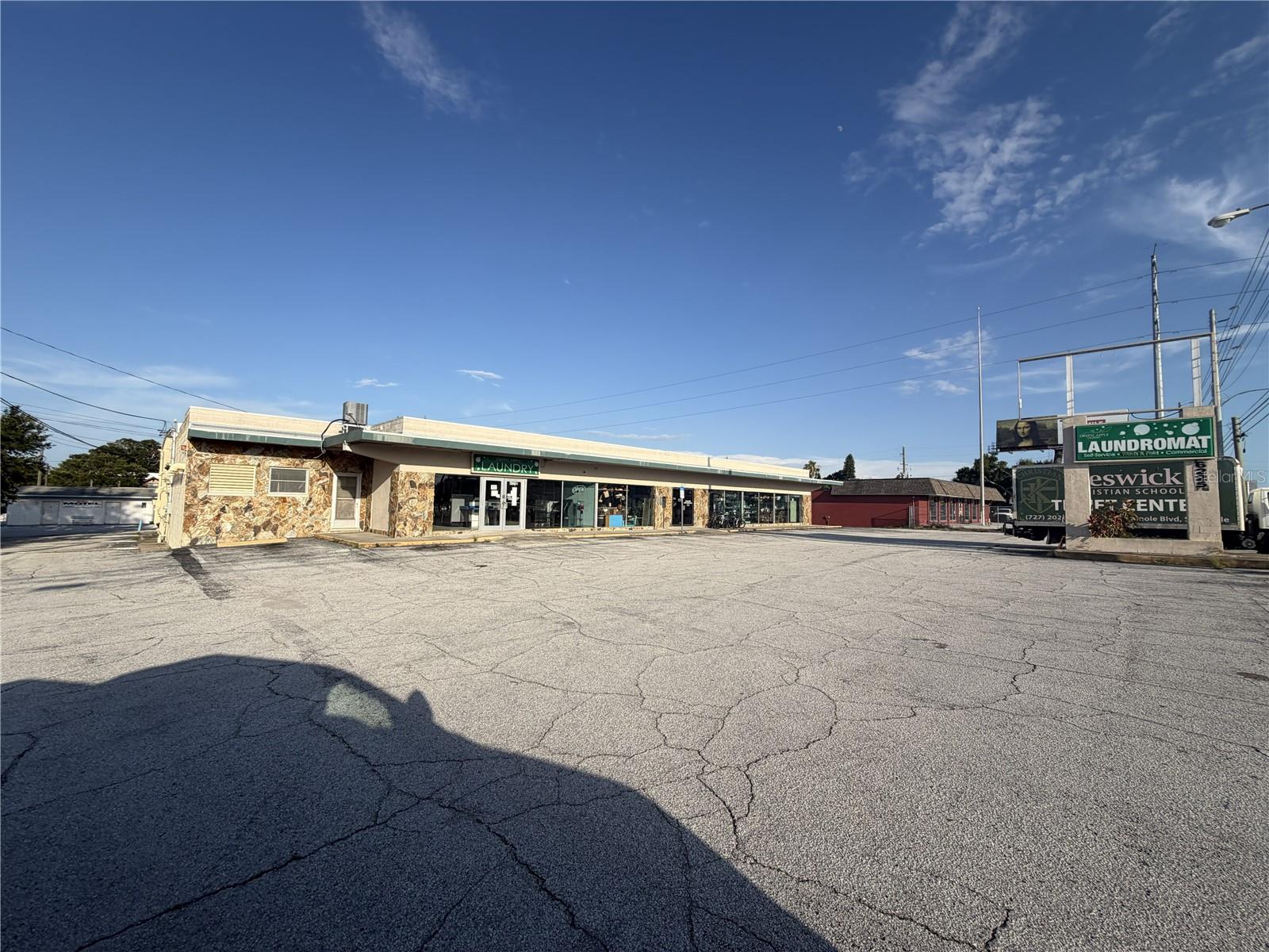 6225 SEMINOLE BLVD — photo 3