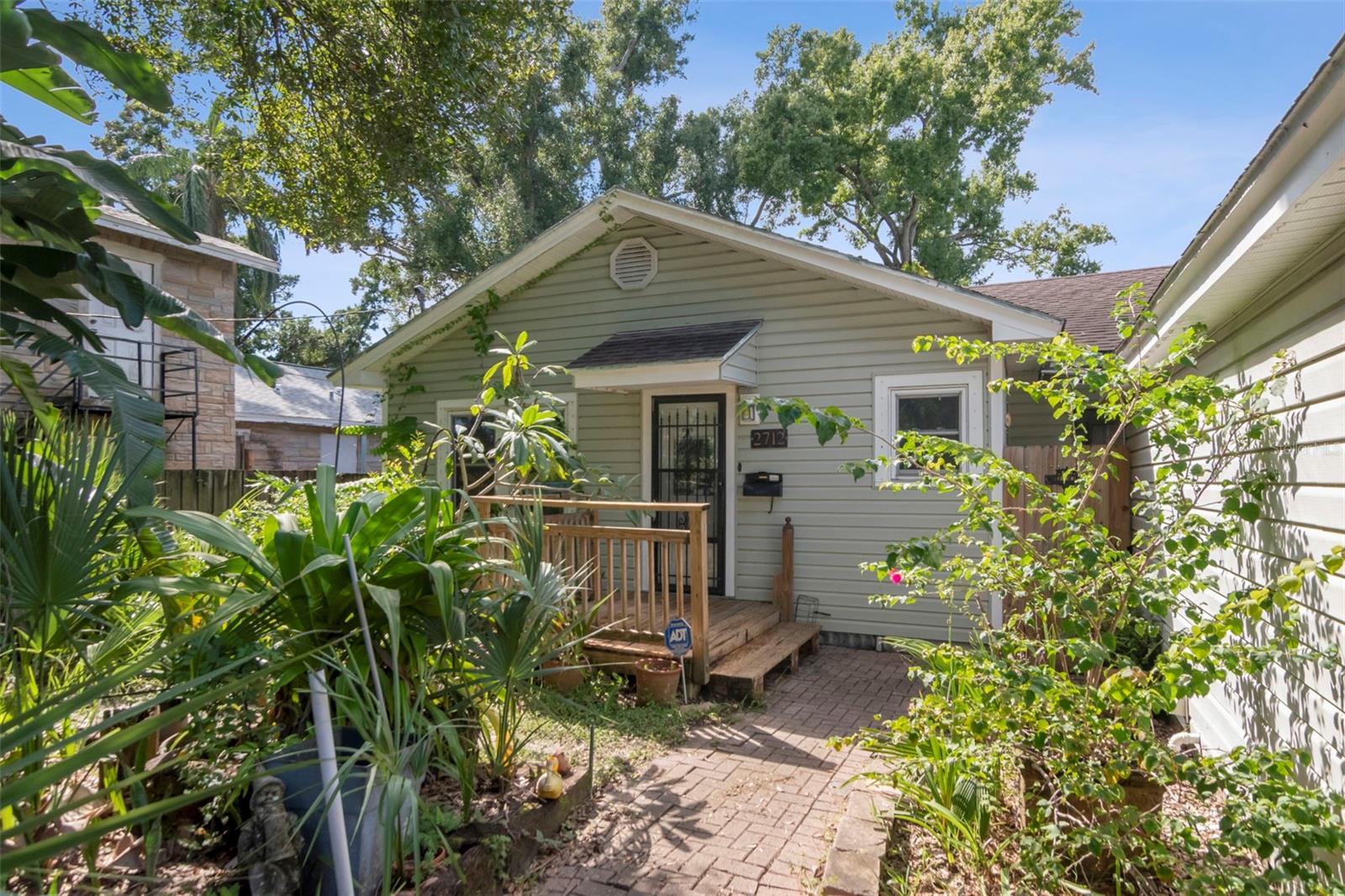 2712 N MUNRO ST — photo 30