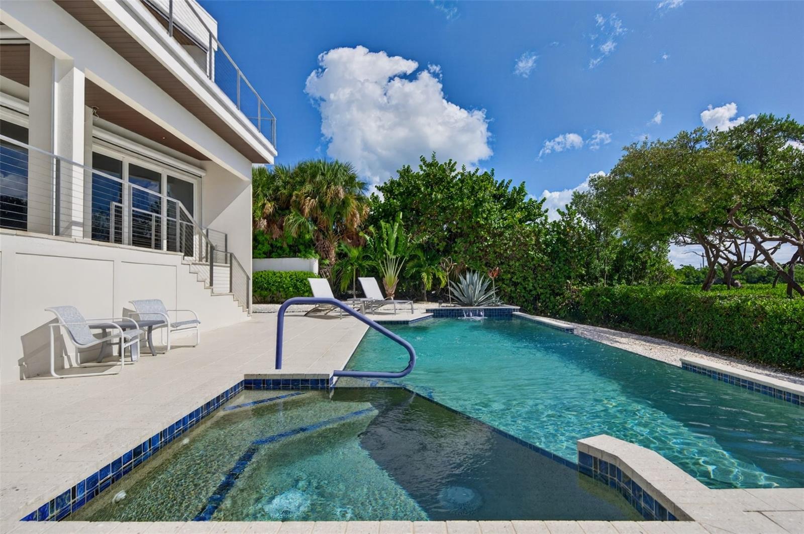 222 MORNINGSIDE DR — photo 39