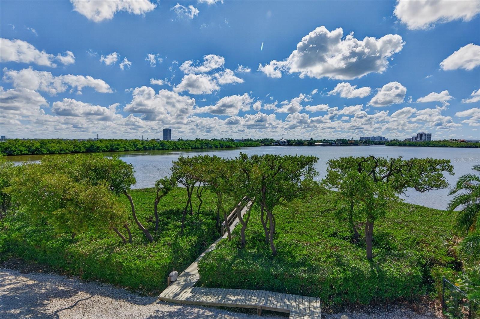 222 MORNINGSIDE DR — photo 41
