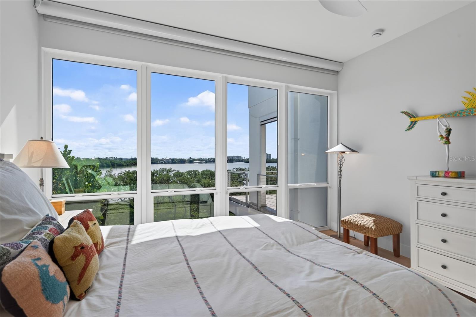 222 MORNINGSIDE DR — photo 32