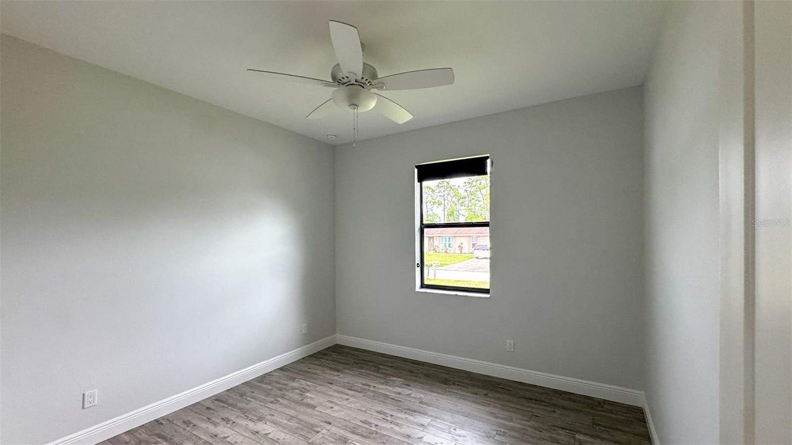 4837 SUNBURST AVE — photo 20