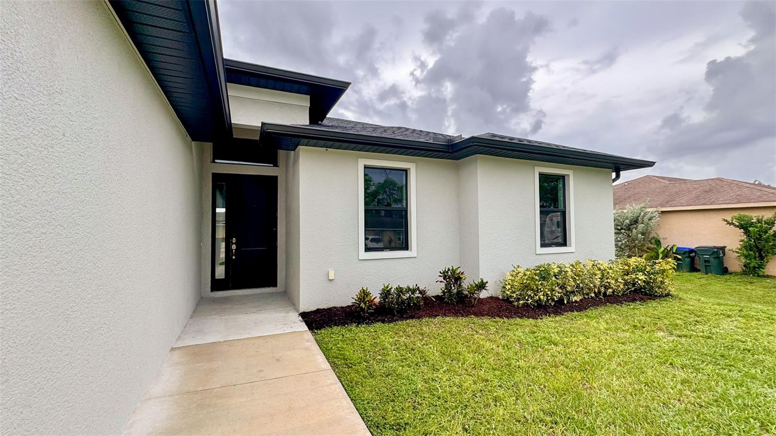 4837 SUNBURST AVE — photo 3
