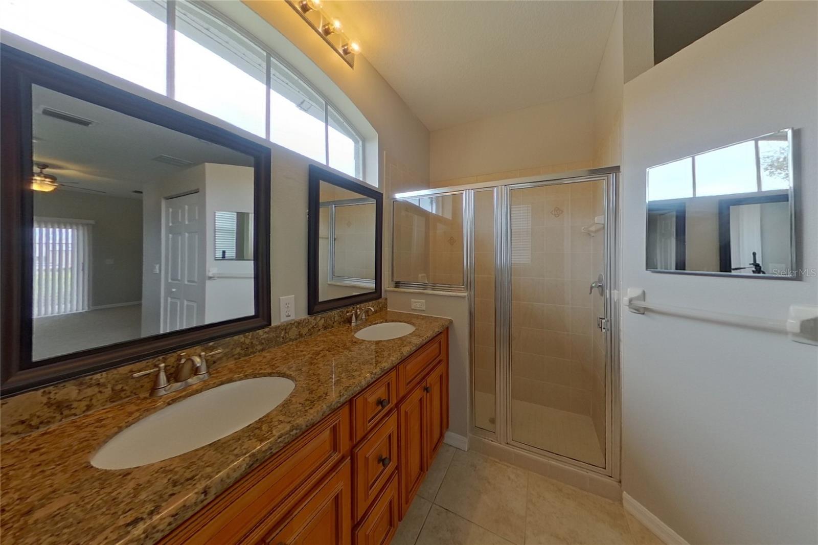 Home in TARPON SPRINGS — photo 8