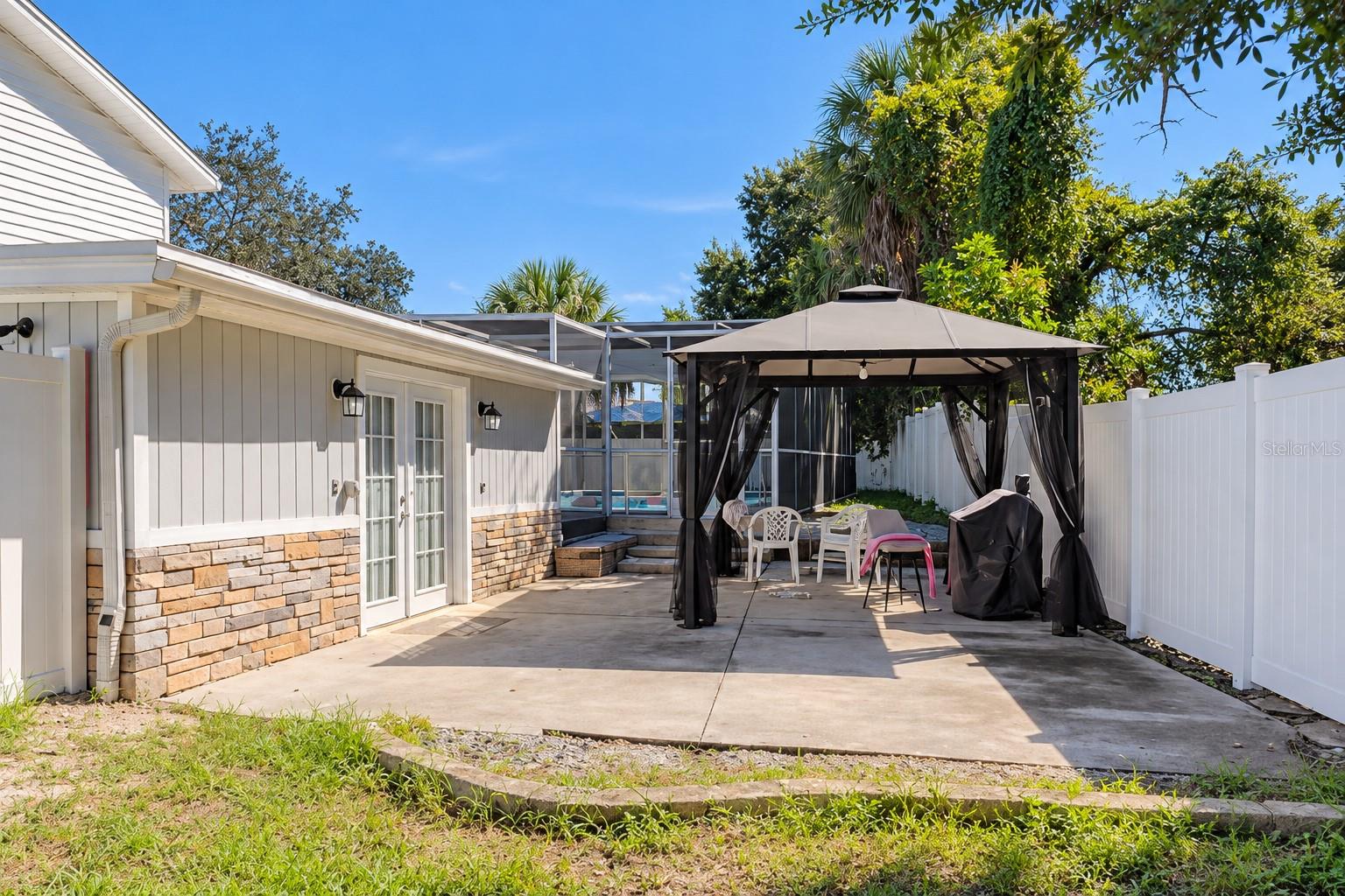 7002 DANEWOOD CT — photo 13