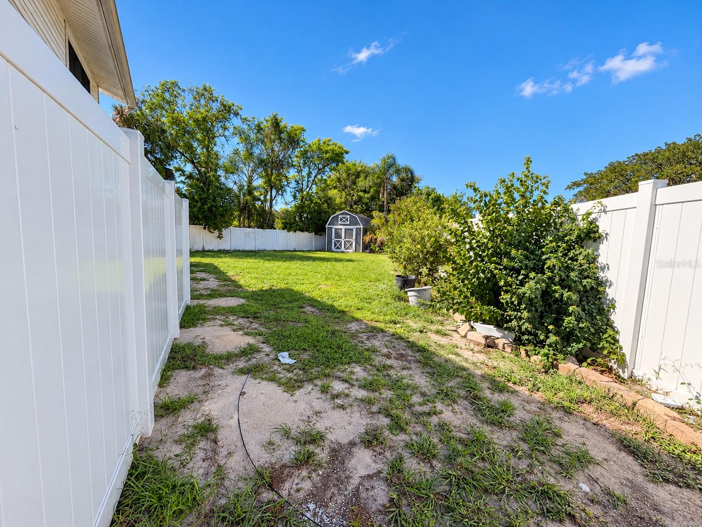 7002 DANEWOOD CT — photo 14