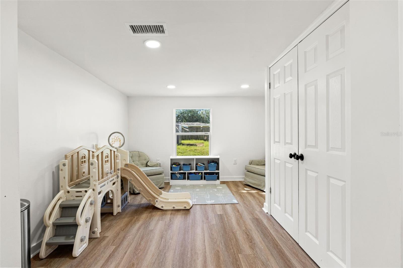 4410 W IOWA AVE — photo 12
