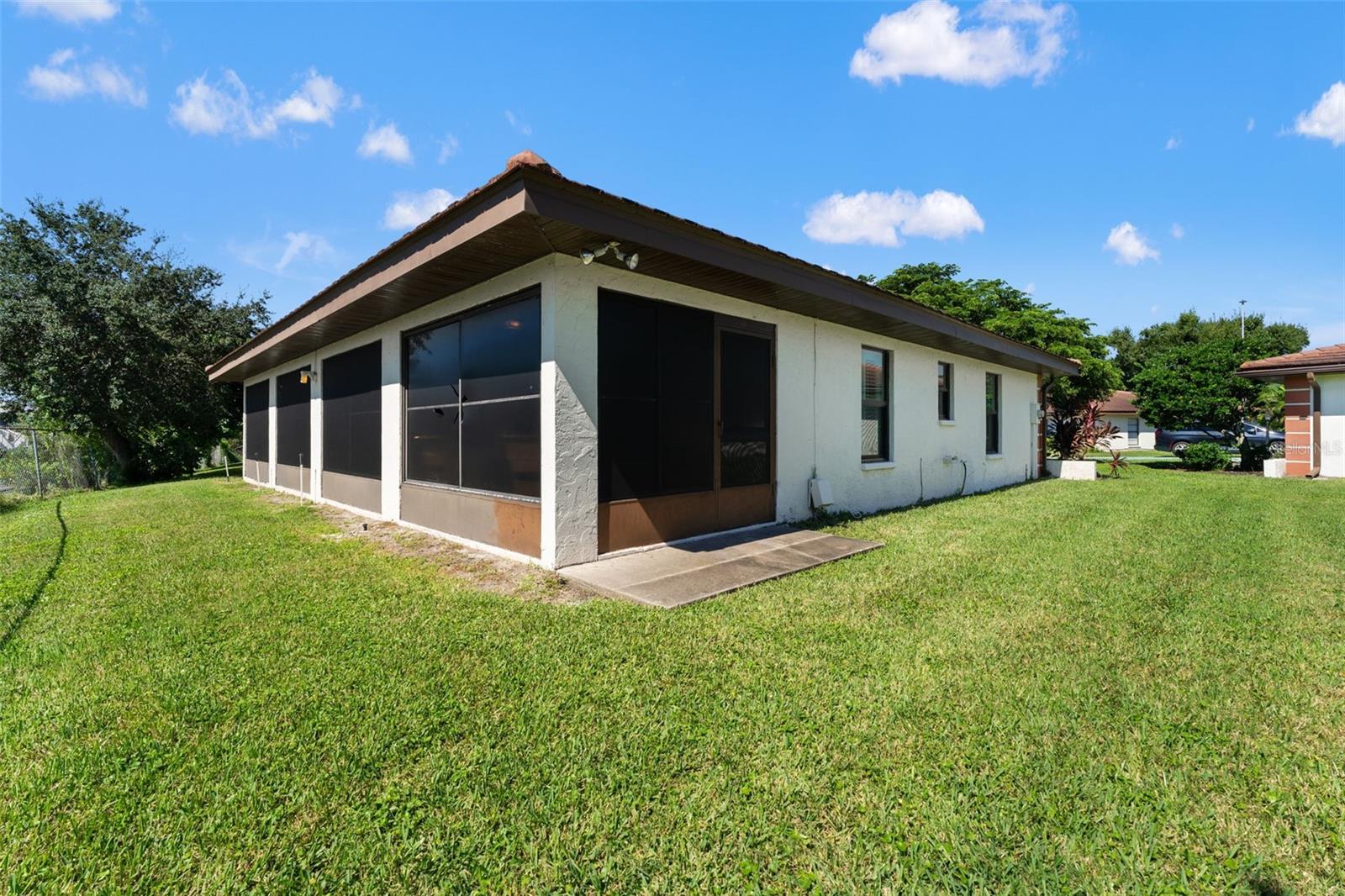 3004 VIVIENDA DR — photo 21