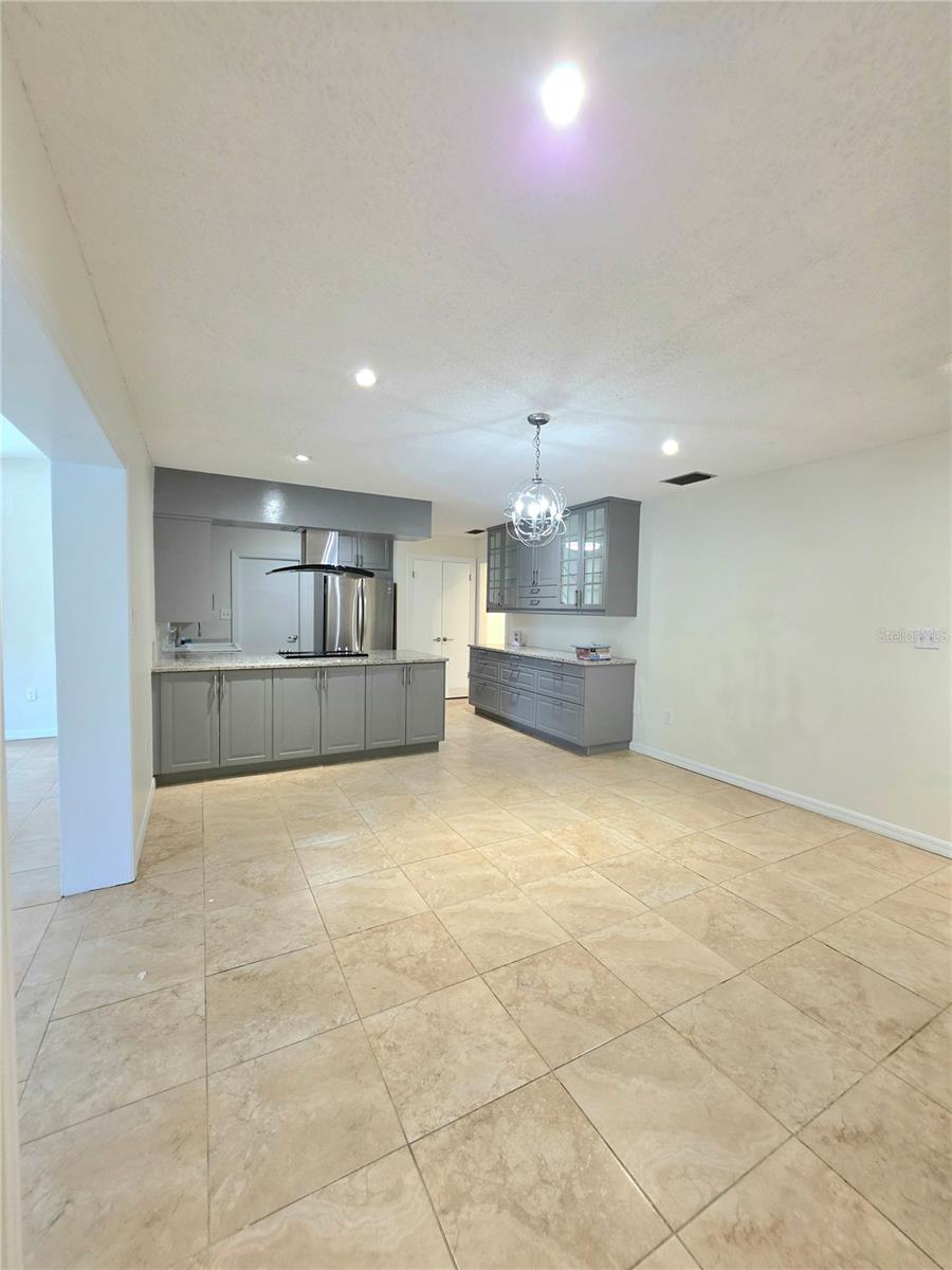 17001 MELBA LN — photo 8