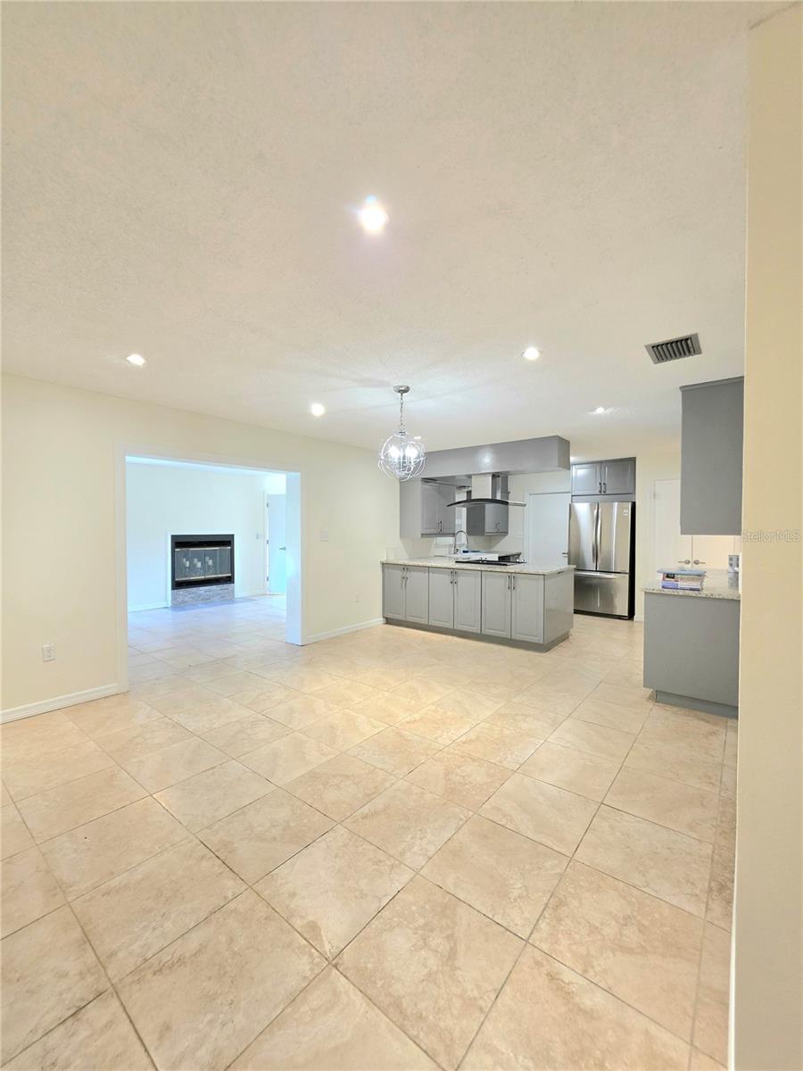17001 MELBA LN — photo 7