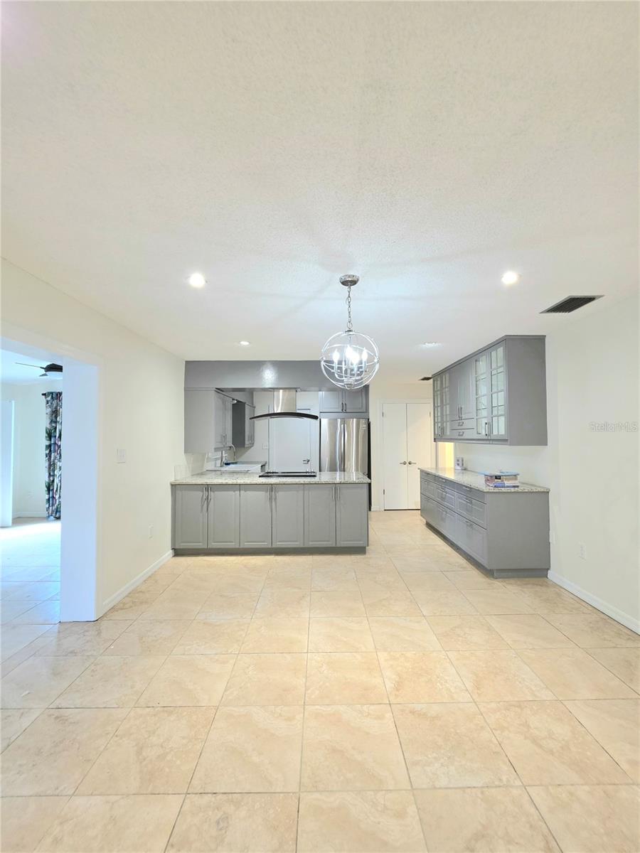 17001 MELBA LN — photo 6