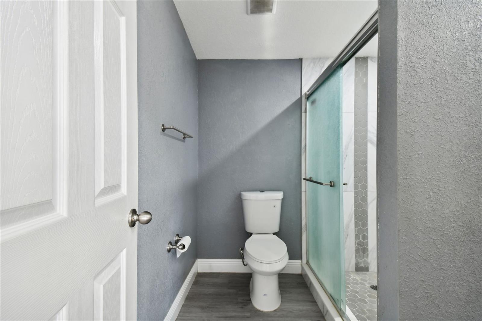 11011 PICKERING LN — photo 35
