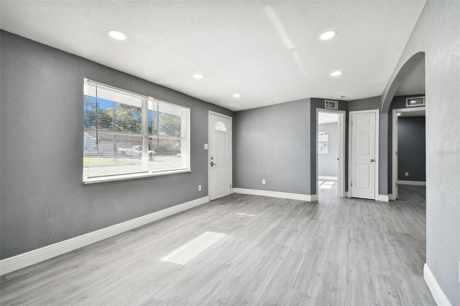 11011 PICKERING LN — photo 15