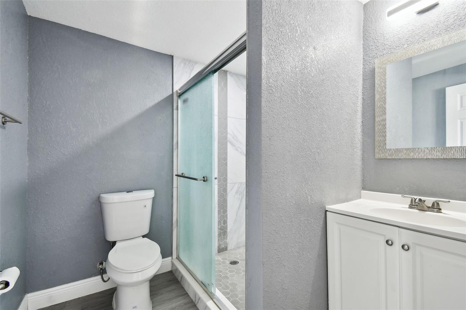11011 PICKERING LN — photo 34