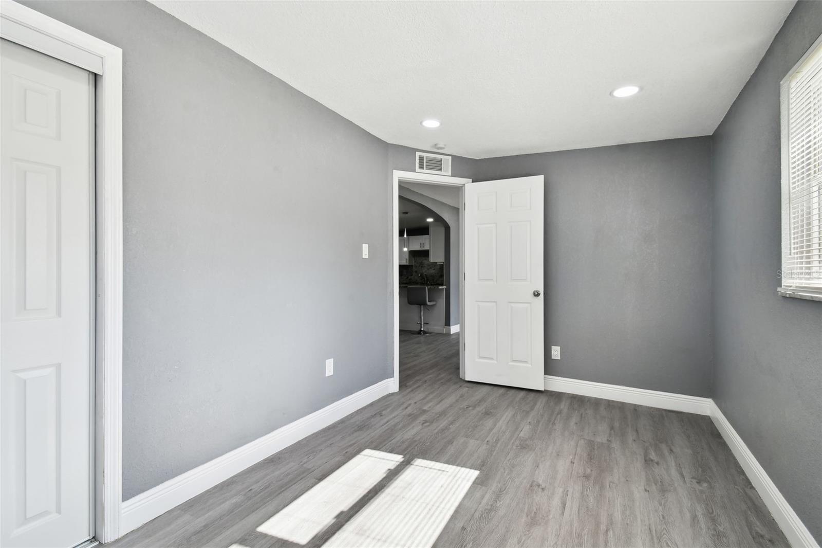 11011 PICKERING LN — photo 28