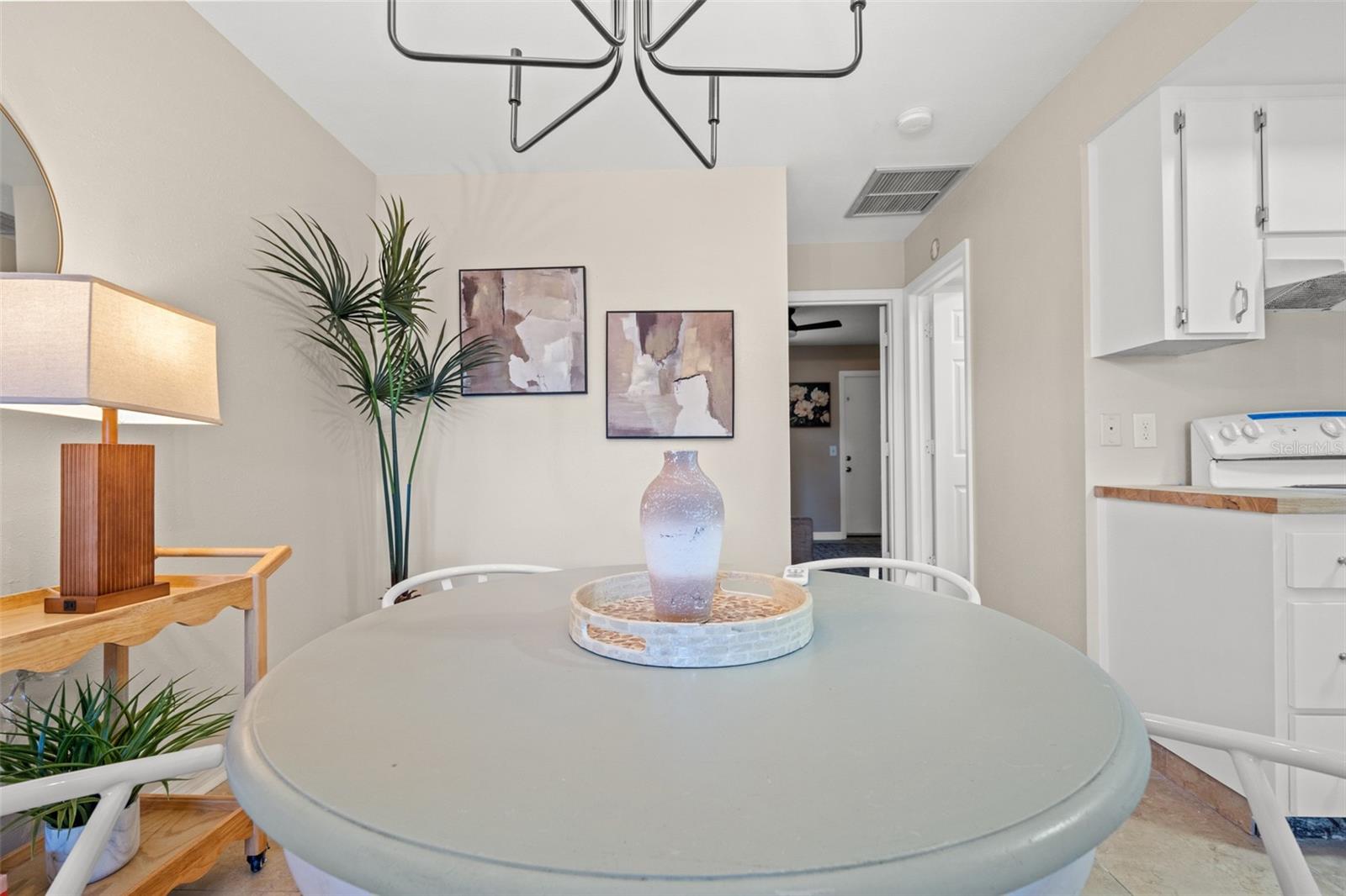 205 S GLENDALE DR #B — photo 8