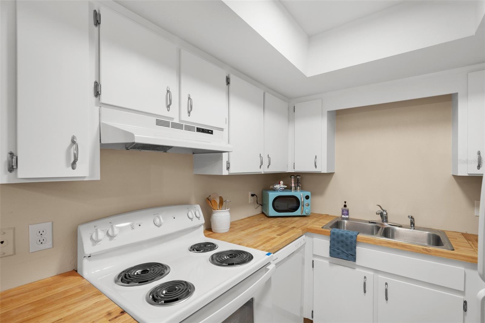 205 S GLENDALE DR #B — photo 17