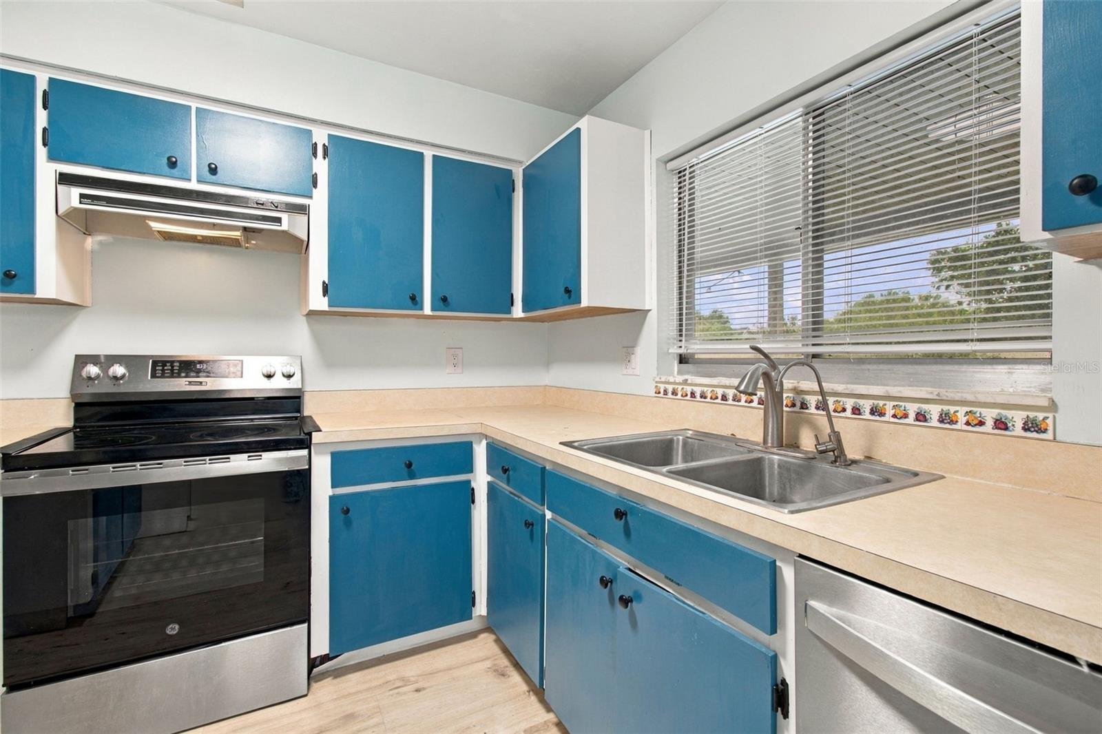 8742 OSAGE DR — photo 14
