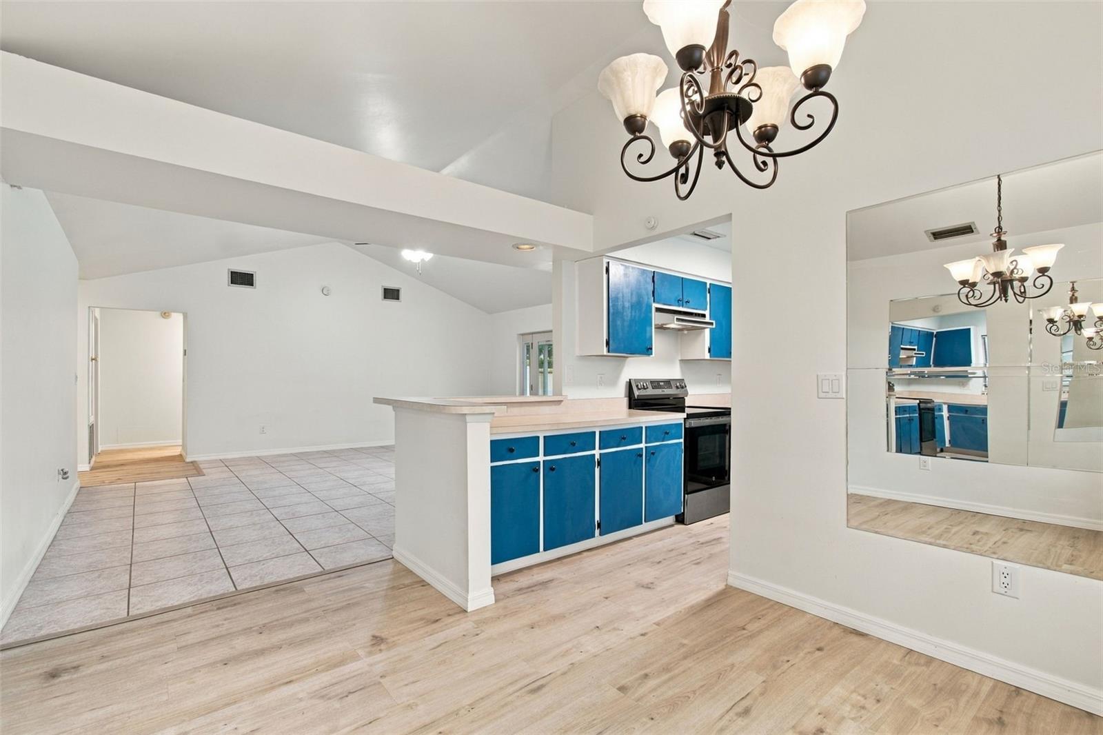 8742 OSAGE DR — photo 11