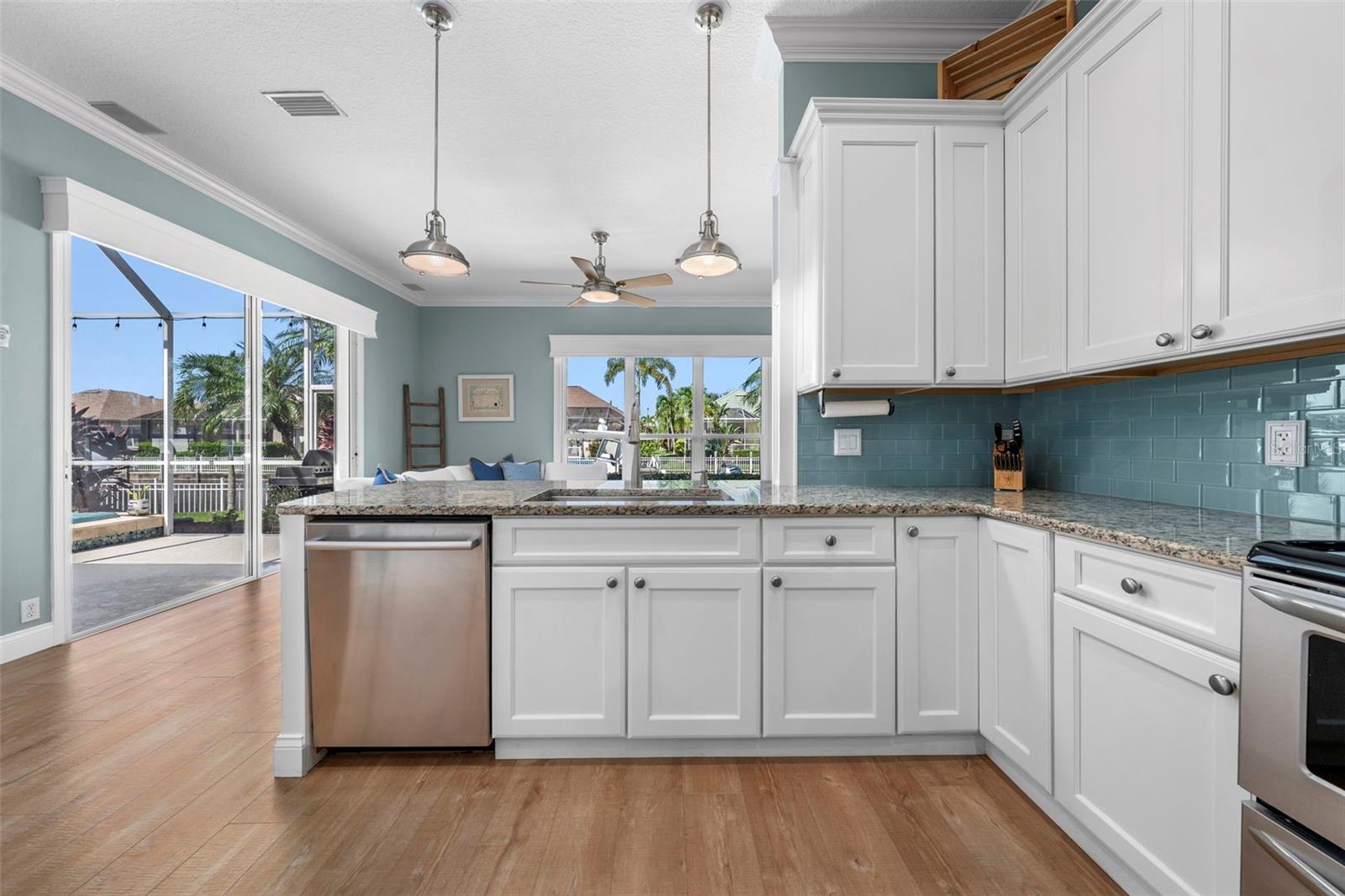 4739 COMPASS DR — photo 31