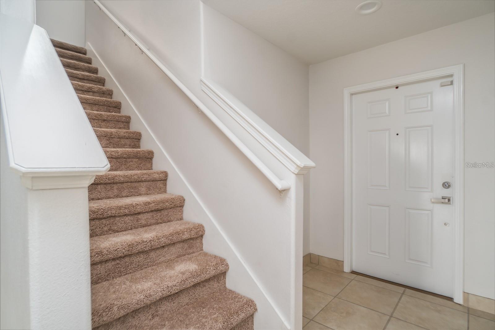 7704 MAROON PEAK DR — photo 10