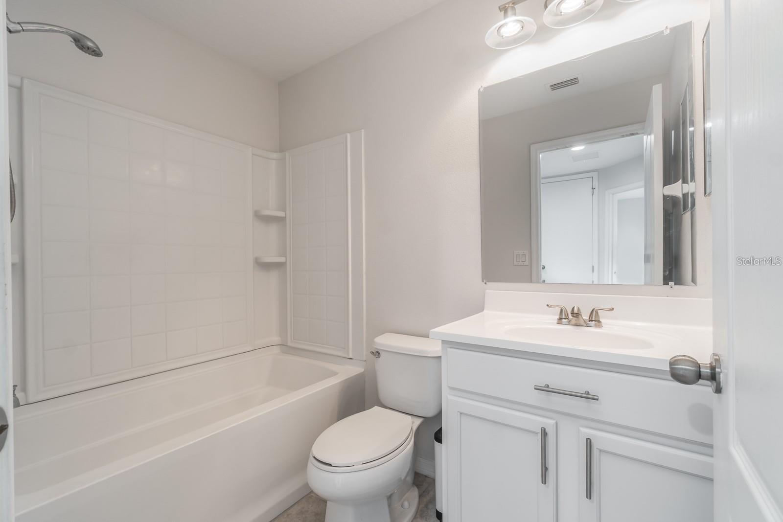 7704 MAROON PEAK DR — photo 13