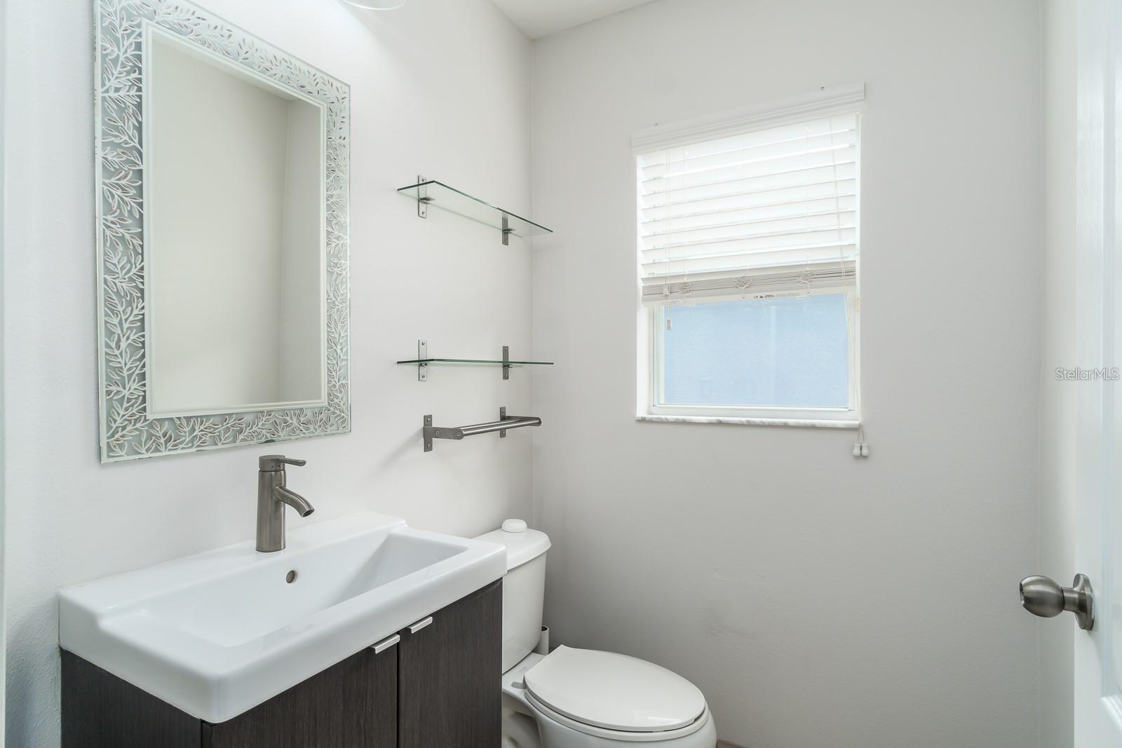 7704 MAROON PEAK DR — photo 19