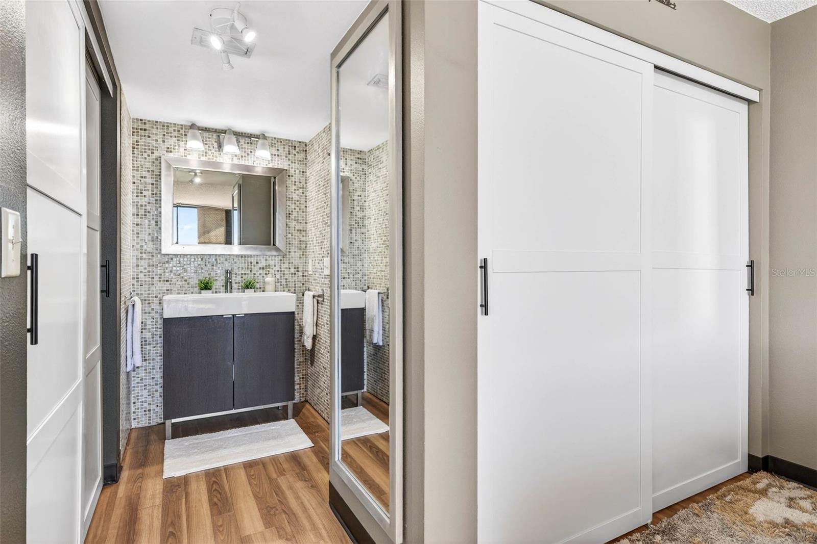 800 COVE CAY DR #7D — photo 20