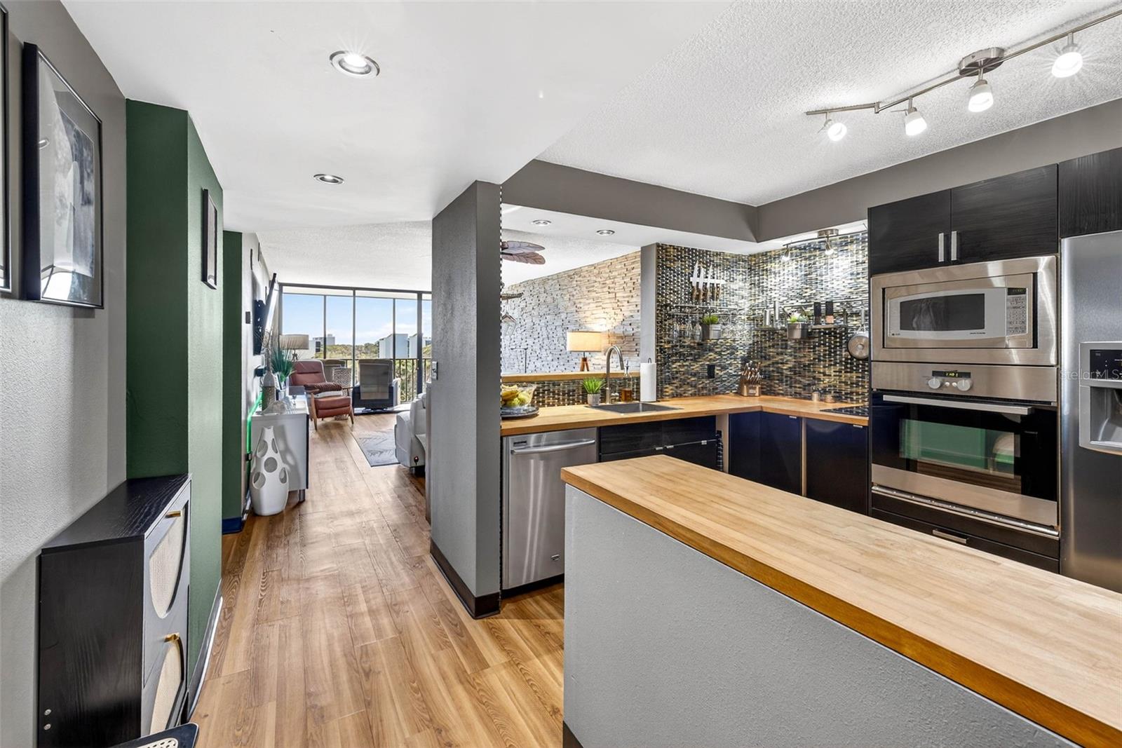 800 COVE CAY DR #7D — photo 4