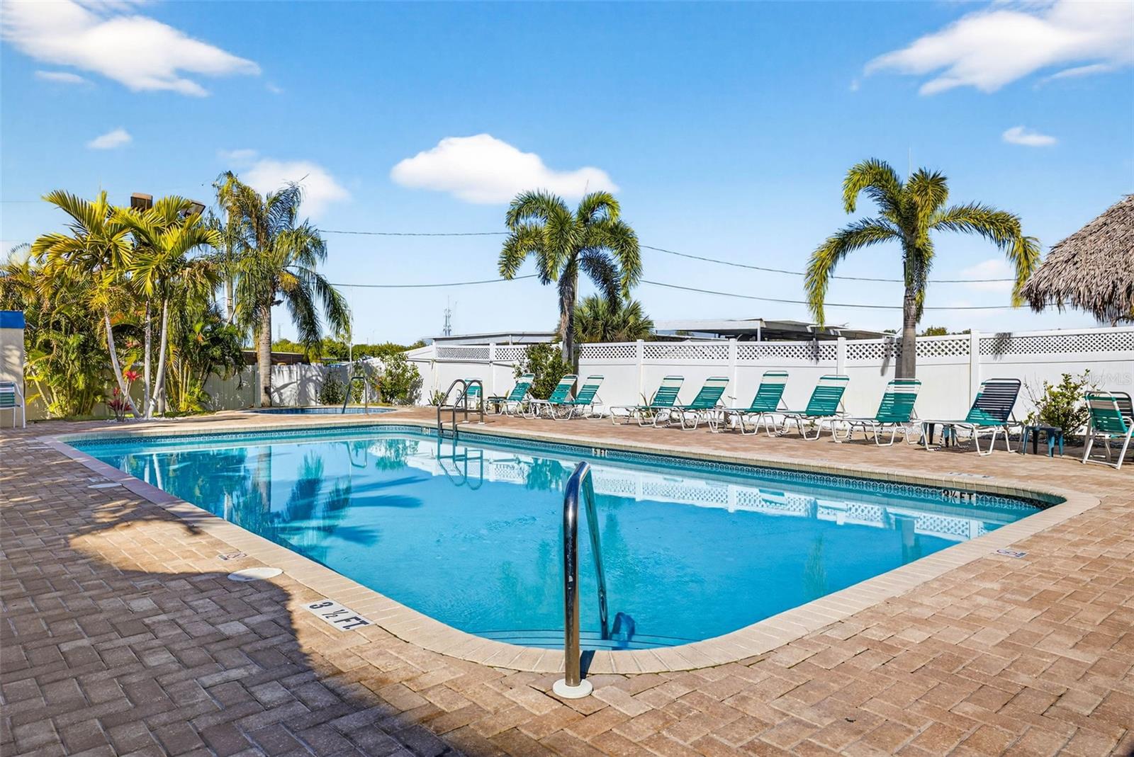 800 COVE CAY DR #7D — photo 34