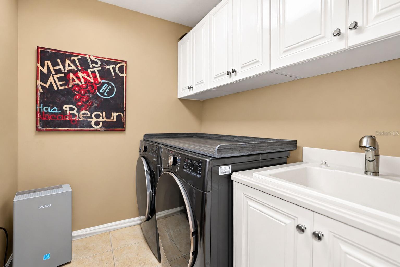 5823 BOWEN DANIEL DR #704 — photo 63