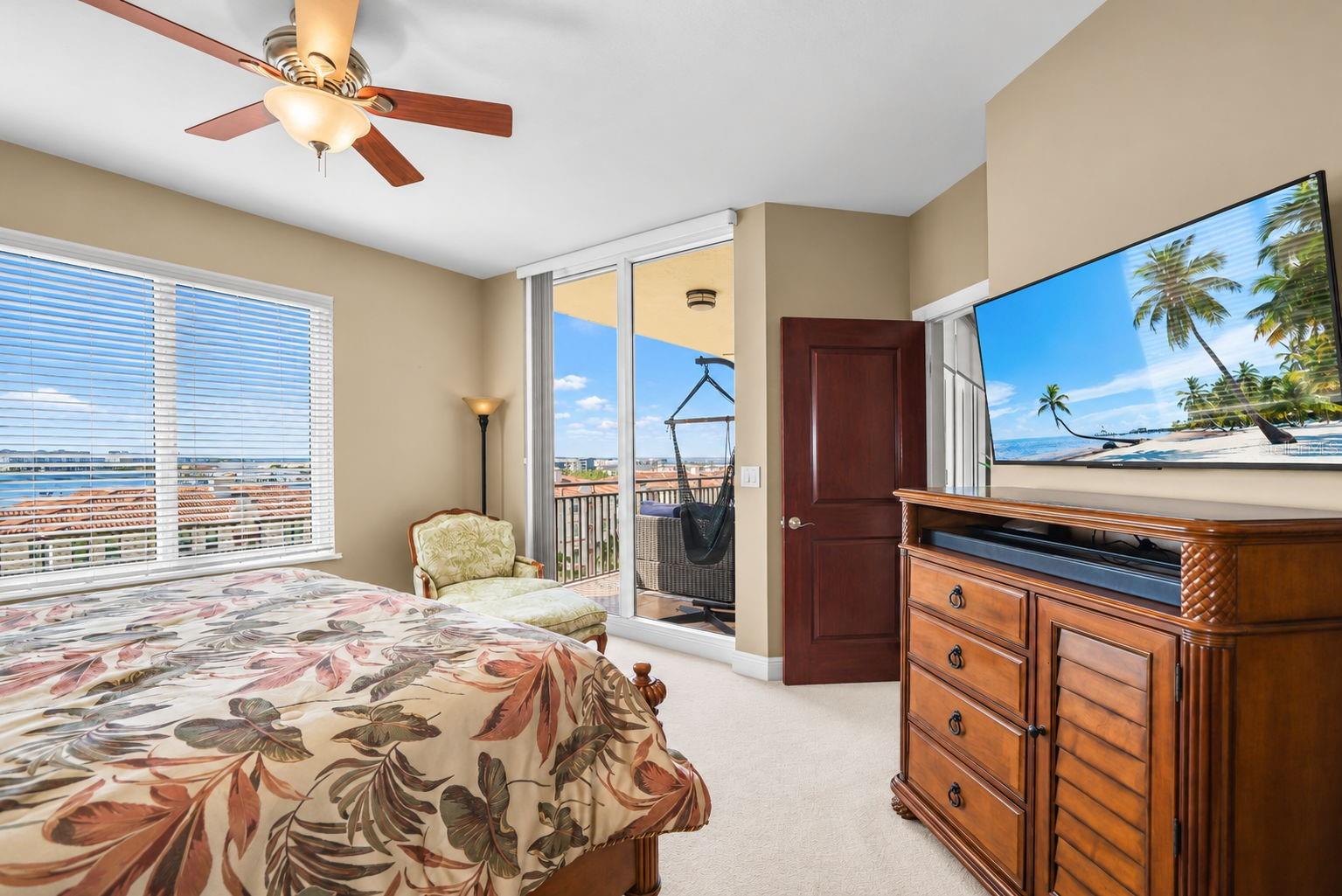 5823 BOWEN DANIEL DR #704 — photo 34