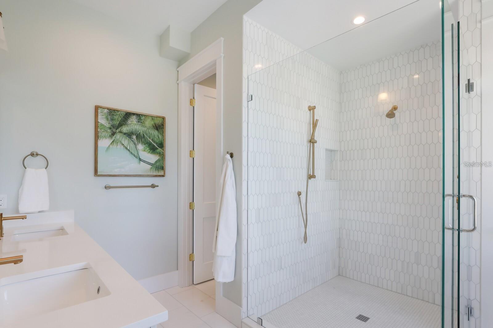 6930 LONGBOAT DR S — photo 24