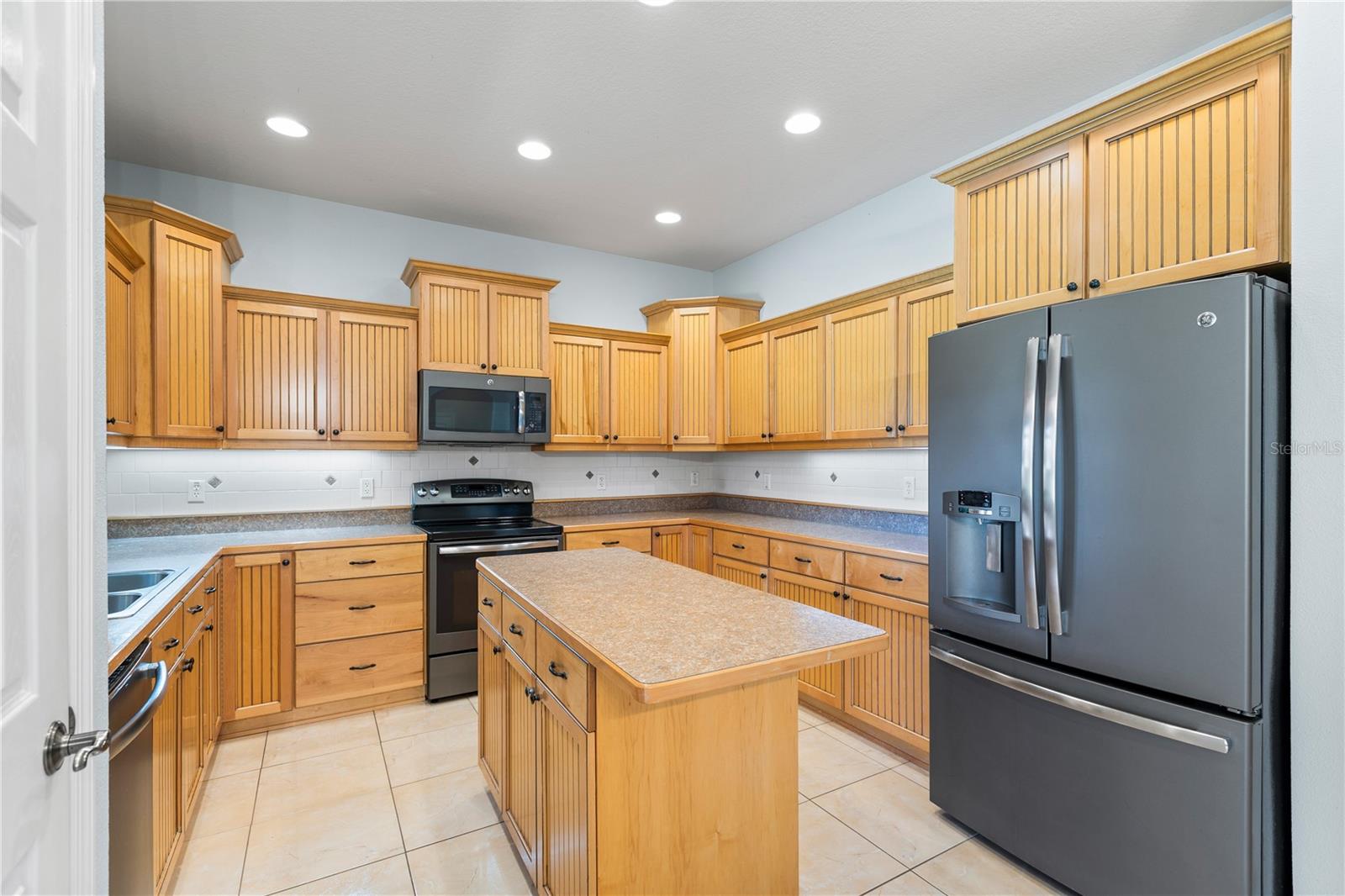 6514 LAKE IRENE DR — photo 4