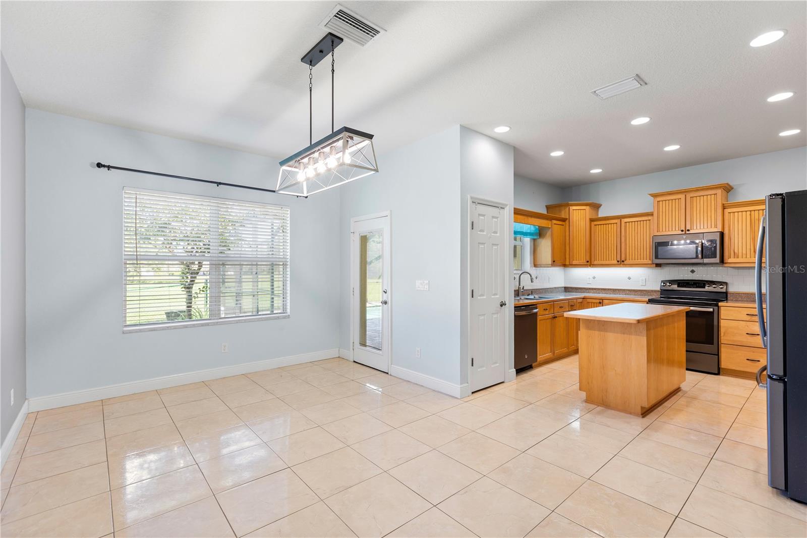 6514 LAKE IRENE DR — photo 9