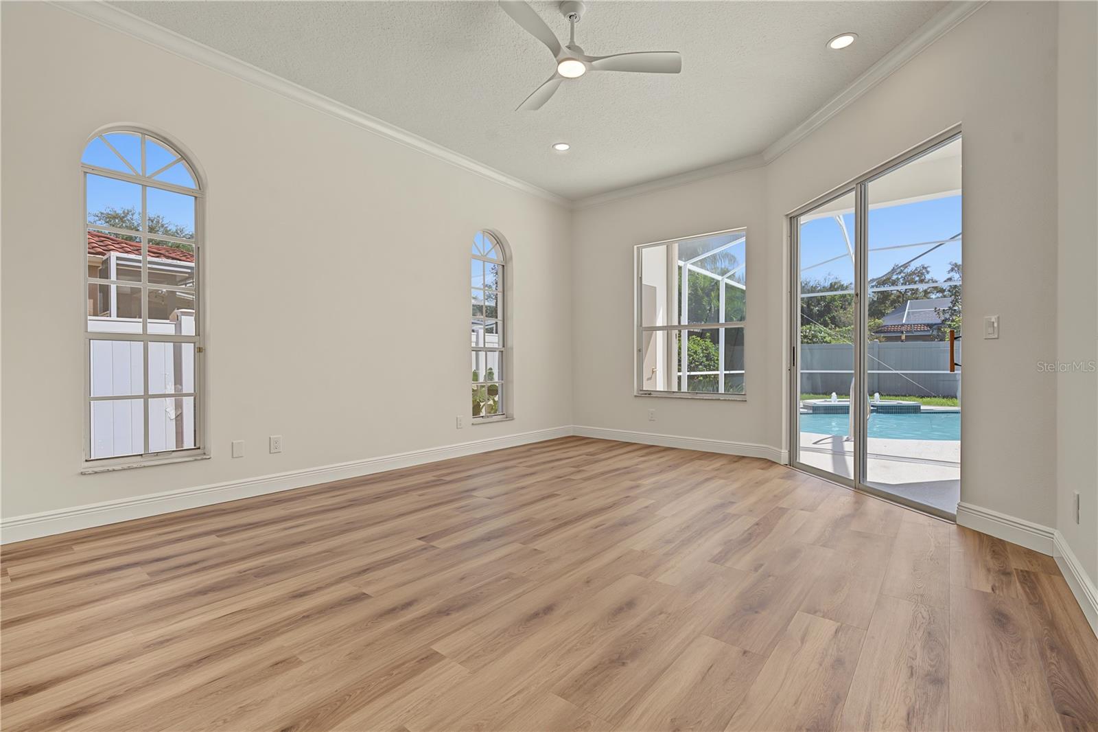 4878 SHERBROOK DR — photo 23