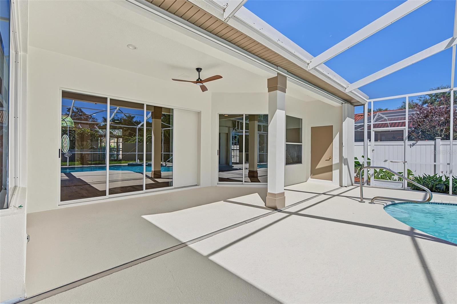 4878 SHERBROOK DR — photo 38