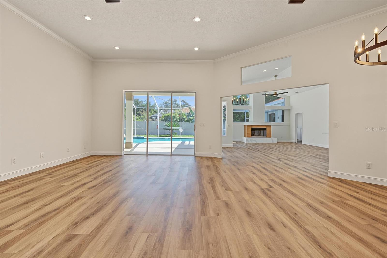 4878 SHERBROOK DR — photo 9