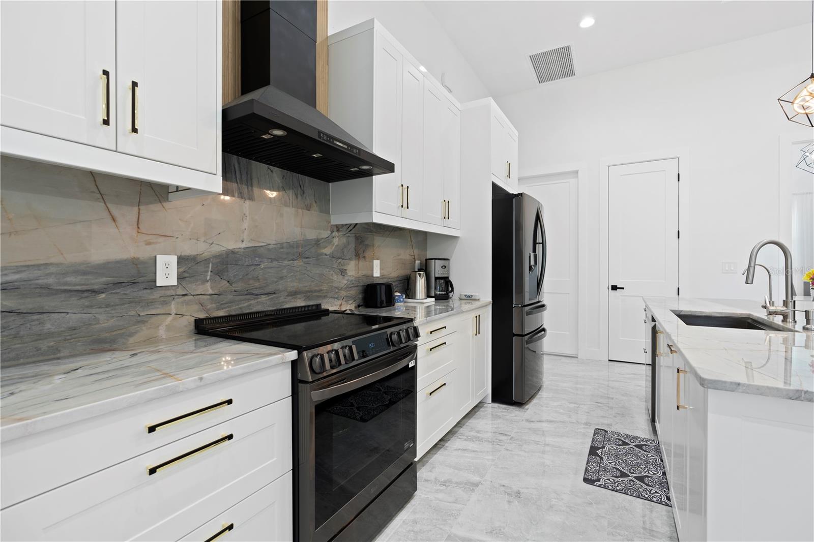 12011 MALLORCA AVE — photo 16