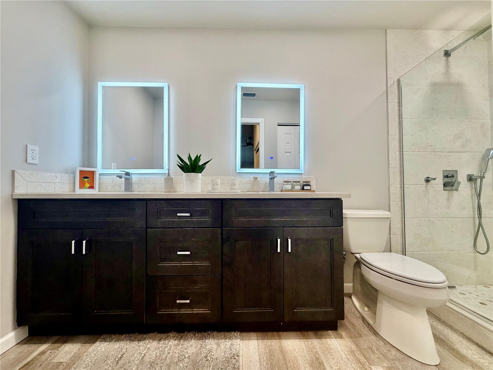 5847 CLUBSIDE DR — photo 15
