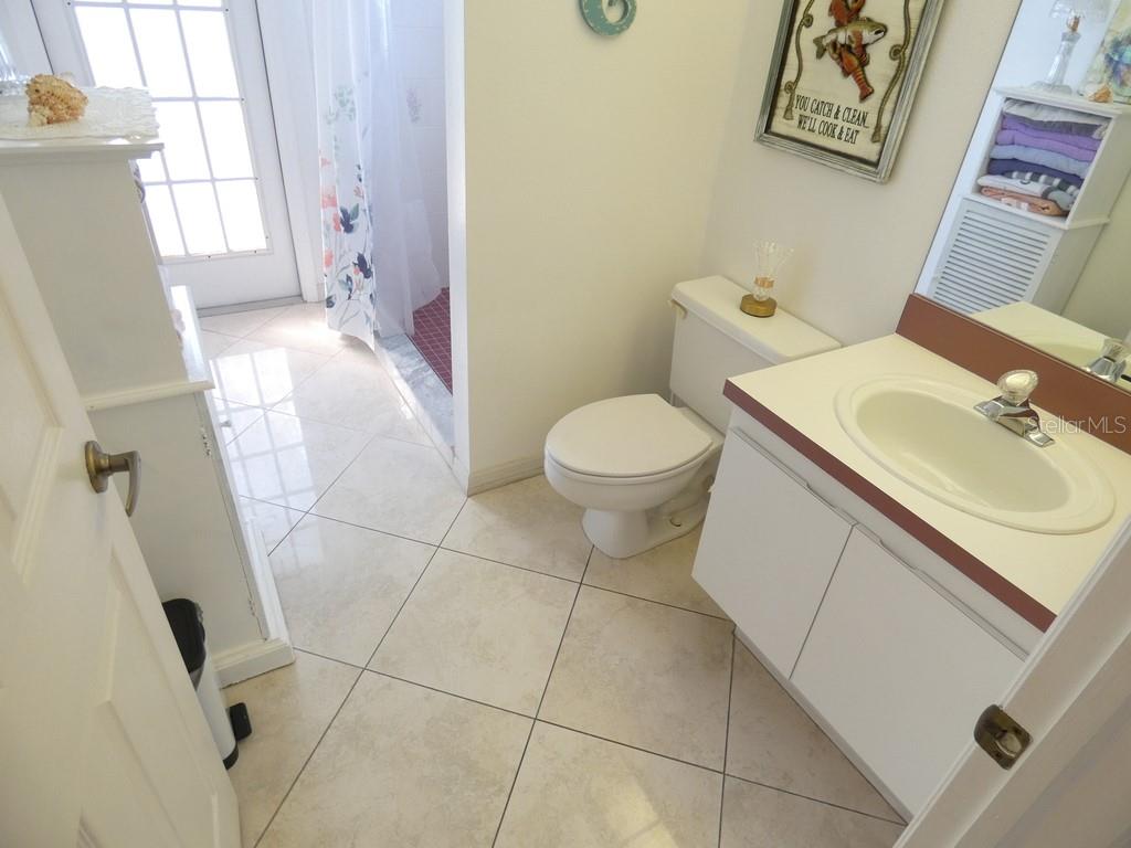 7655 VIENNA LN — photo 38
