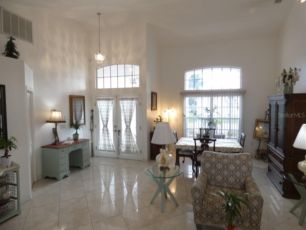 7655 VIENNA LN — photo 17