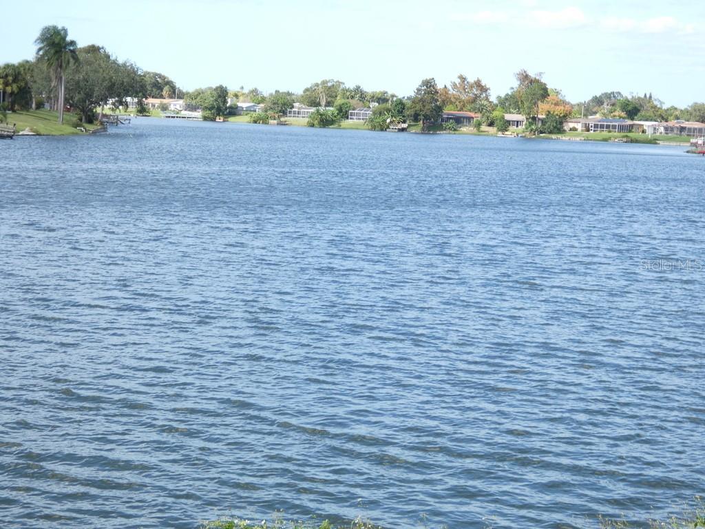 7655 VIENNA LN — photo 40